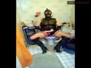 Секс в ванній росіянки